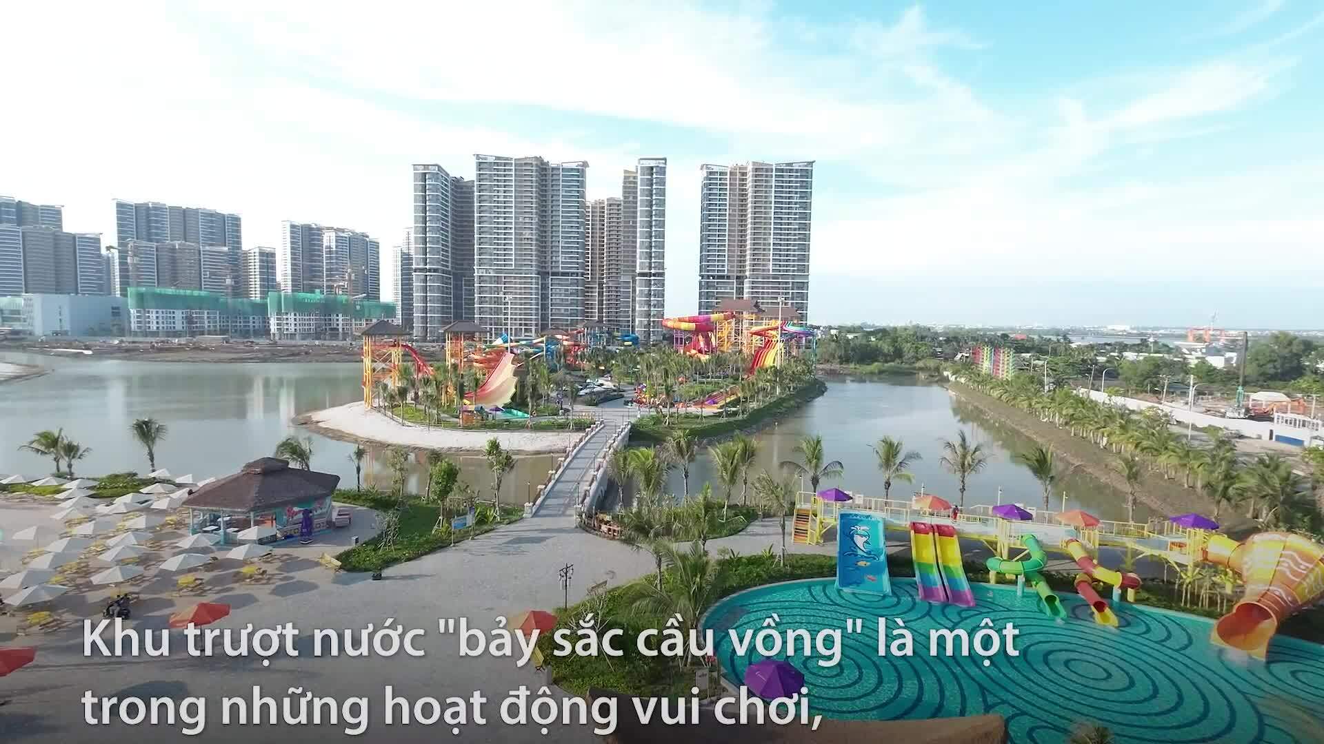 khu-truot-nuoc-7-sac-cau-vong-1733504601-1 Khu trượt nước '7 sắc cầu vồng'